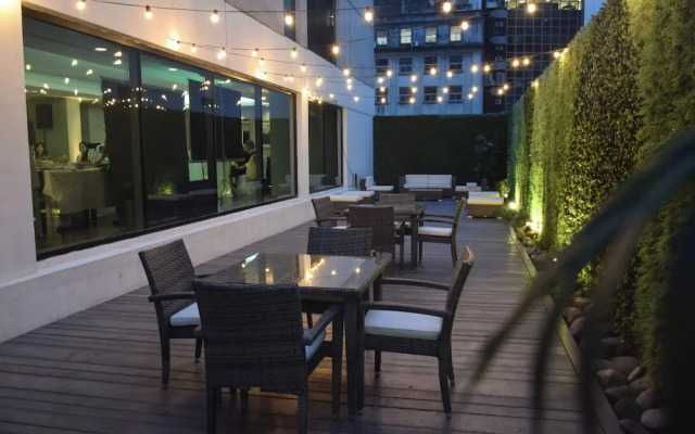 DoubleTree by Hilton Buenos Aires