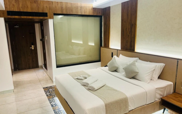 Royal Plaza Inn by RAK Rooms
