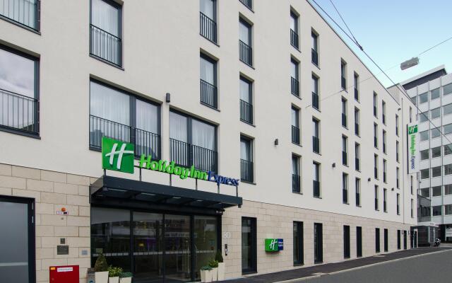 Premier Inn Duesseldorf City Centre Hotel