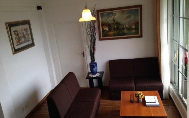 Misty Hills Boutique Cottage