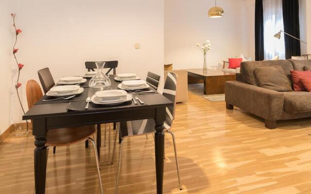 Bonito apartamento cerca de la Plaza Mayor (C/Segovia 10)