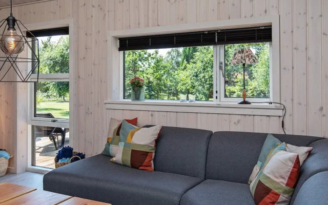 8 Person Holiday Home in Vaeggerlose