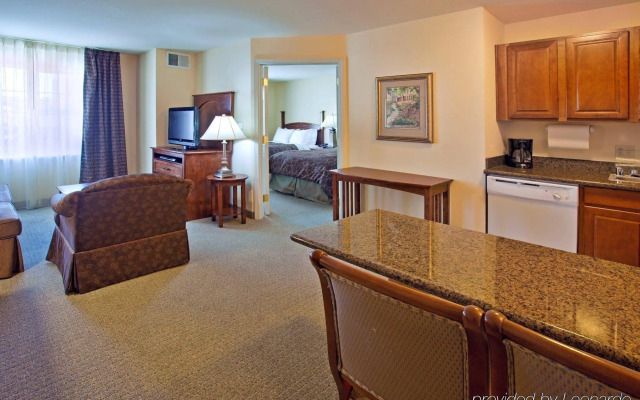 Staybridge Suites Albuquerque - Airport by IHG