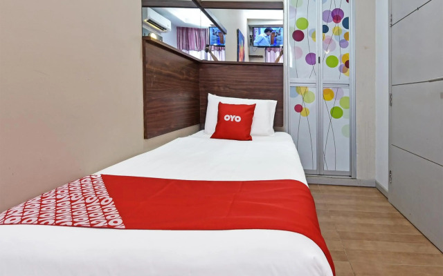 OYO 768 Fajar Baru Boutique Hotel