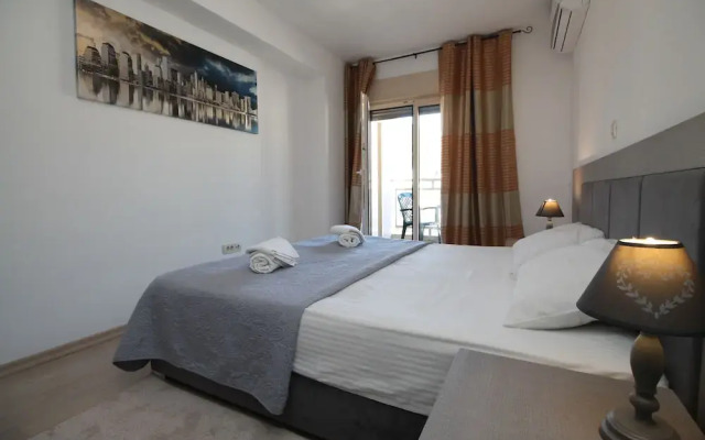 Fontana Lux Apartments