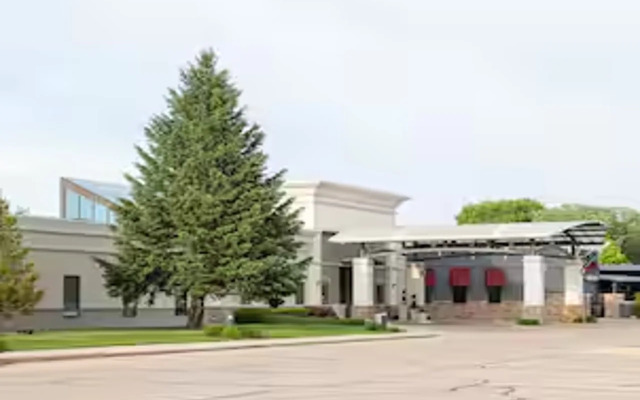 DoubleTree by Hilton Austin, MN