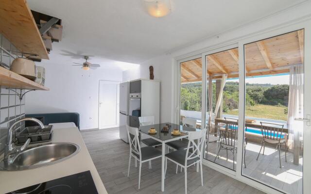 Holiday house Baras garden