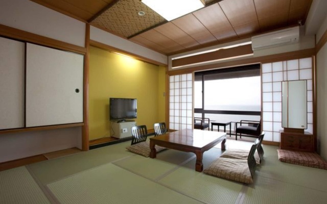 Izu Atagawa Hot Spring Family Hotel, Kaishunro – Guest Rooms – Higashiizu