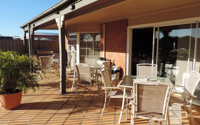 Quality Inn Burke & Wills