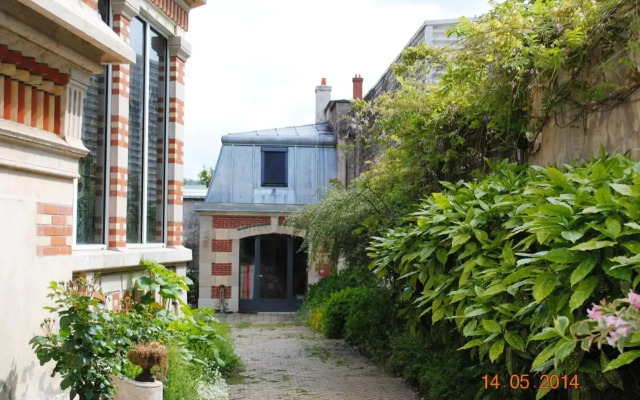 Studio "Maison Schott"