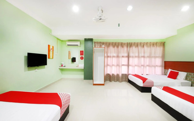 OYO 720 Corridor Hotel 2