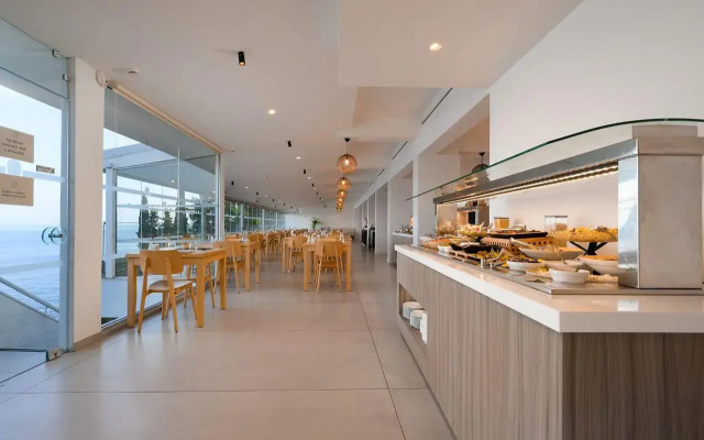 Ray Hotel Corfu
