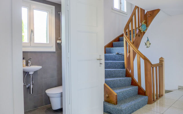 Holiday Home Chalet Aaregg