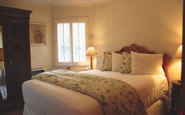 Carmel Garden Inn