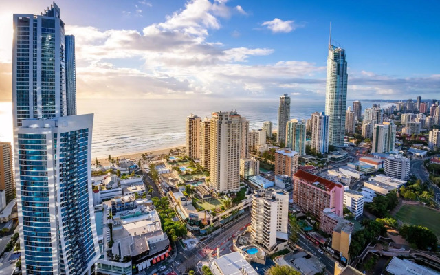 voco Gold Coast by IHG