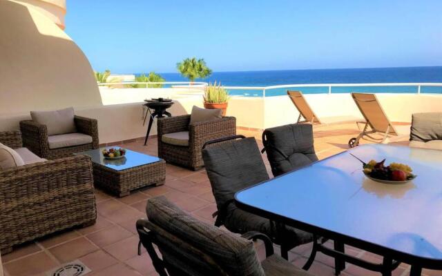 Penthouse Bermuda Beach 2