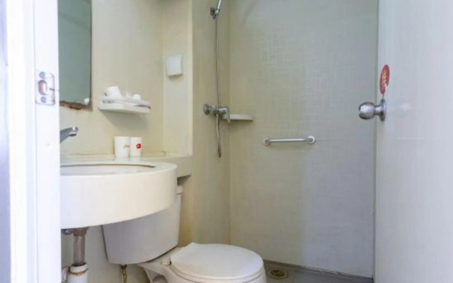 Lubinghua Express Hotel