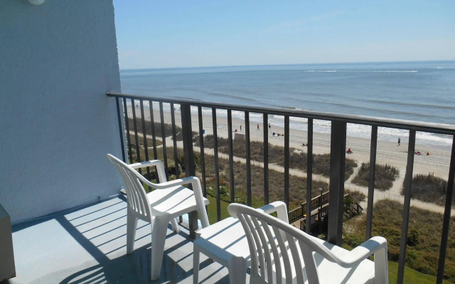 Tropical Seas Hotel