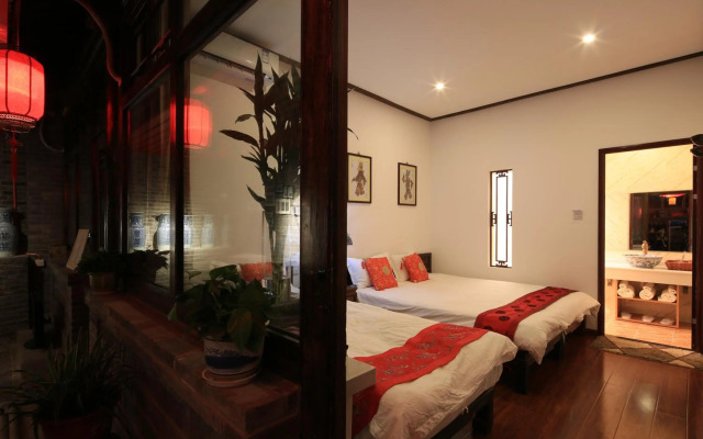 The Great Wall Courtyard Hostel