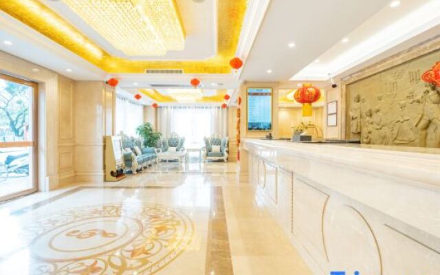 Vienna Hotel (Jiangmen Changan Road Pedestrian Street)