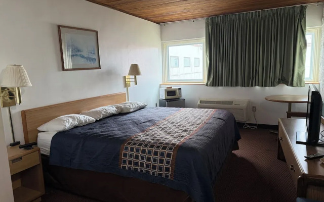 Smartwood Inn
