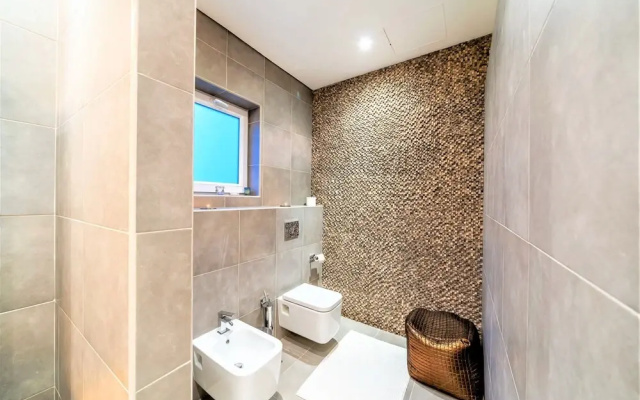 Ultimate Luxury sea front villa with private pool Palm Jumeirah