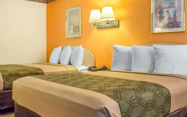 Quality Inn Winslow I-40