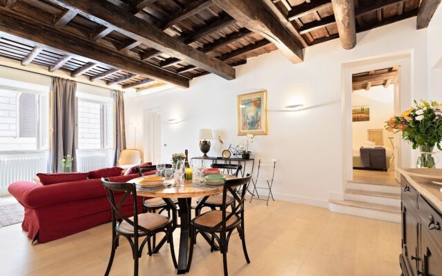 Rome As You Feel - Trevi Luxury Apartment