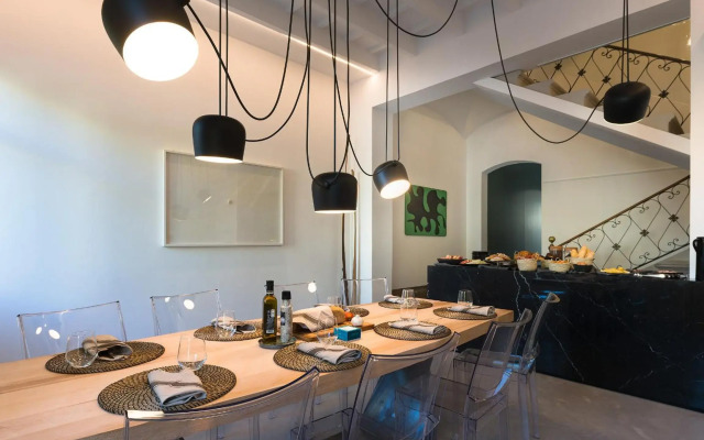 Sodium Hotel Boutique