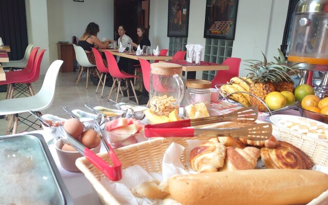 Valiha Hotel