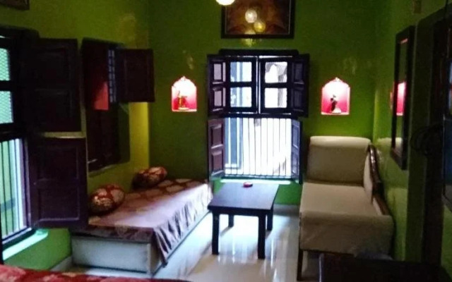 Shiva Guest House