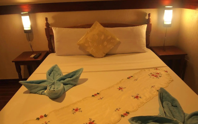 Floral Villarosa Hotel