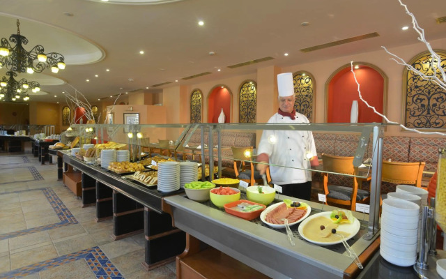 Mercure Ismailia Forsan Island Hotel