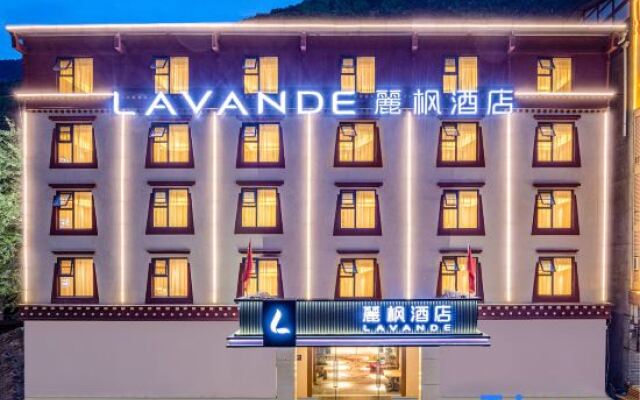 Lavande Hotel (Jiuzhaigou Tourist Center)