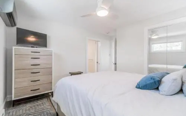 Lighthouse Suites at Pine Point
