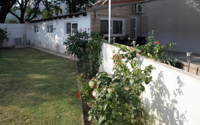 Apartments "NONO"