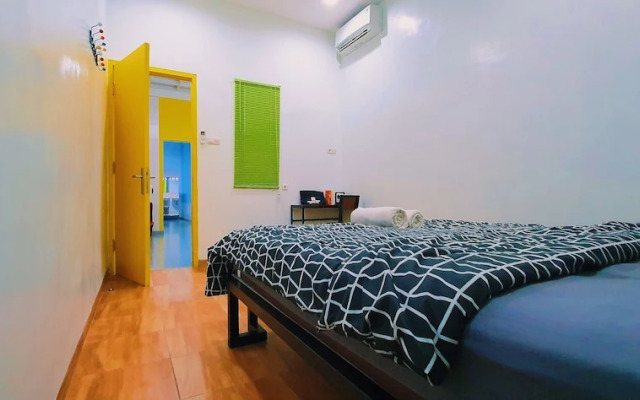 MADOR Malang Dorm Hostel