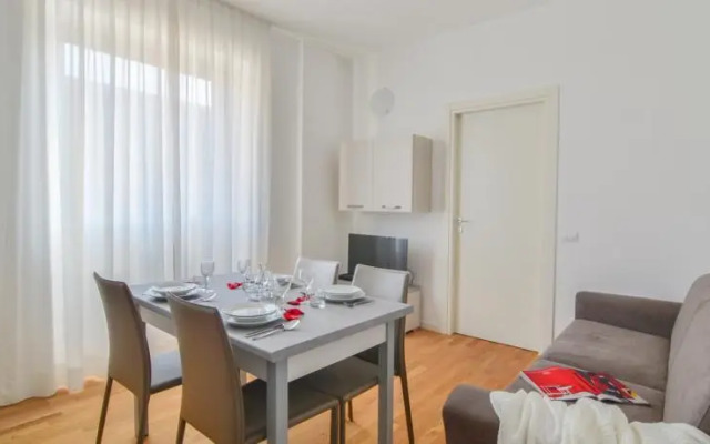 Palazzo Farini Halldis Apartments