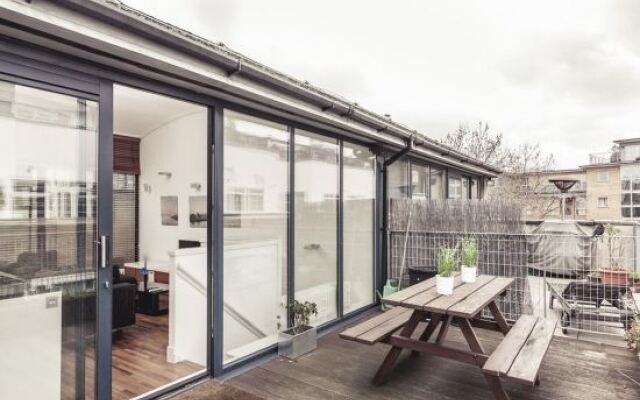 Long Lane Penthouse