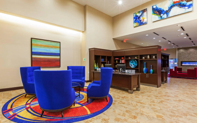 Clarion Hotel The Colony - Plano West