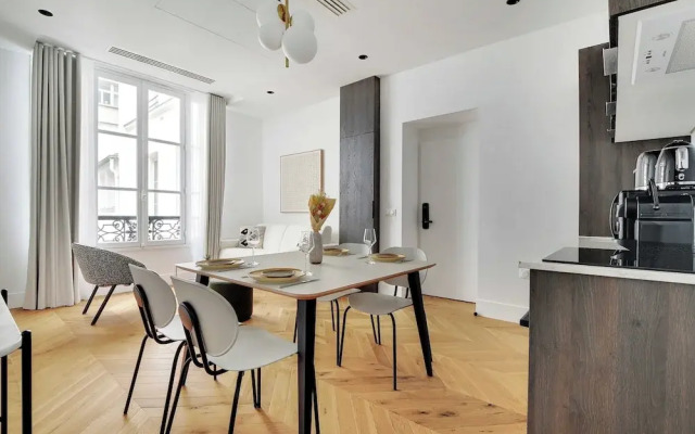 Modern Apartment - 1br/4p - Madeleine