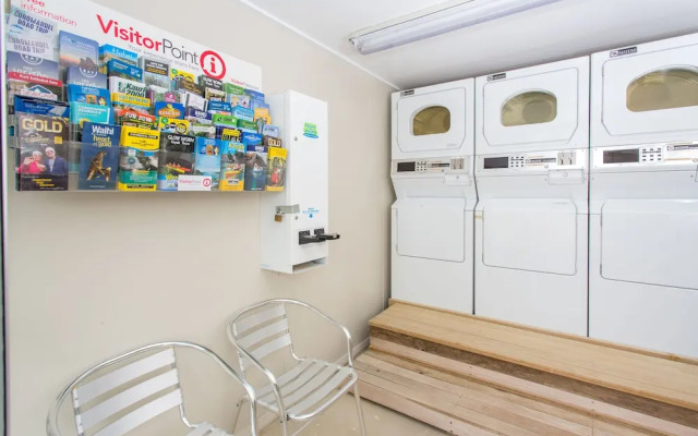 Tasman Holiday Parks – Beachaven