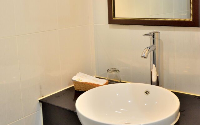 Janus Hotel