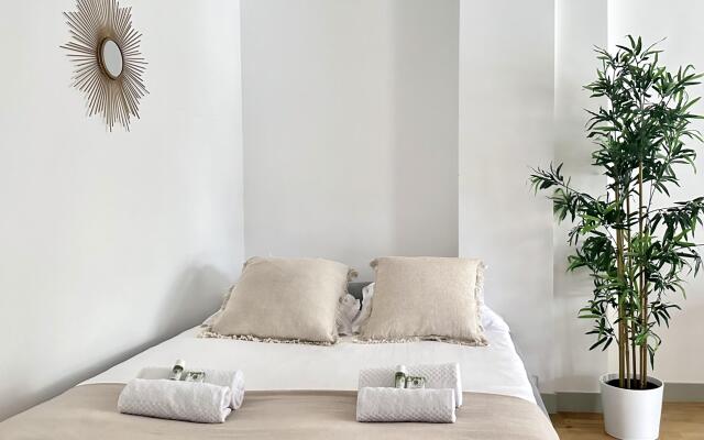 1600 - EIFFEL TOWER - Outstanding family flat