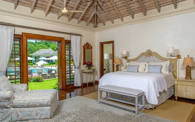 Sunny Vacation Villa 20