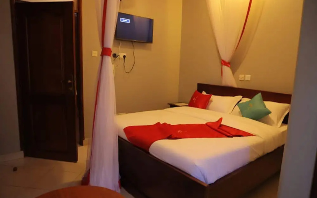 Gemstone Hotel