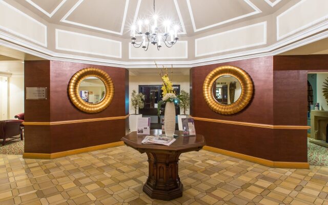 hotelImage