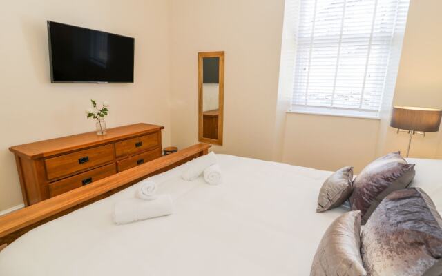 The Creel Apartment