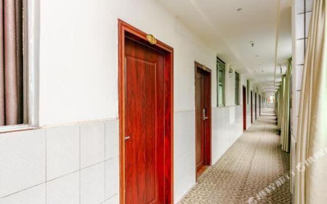 OYO bashan red express hotel in dazhou