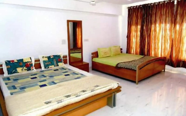 Chandralok Hotel